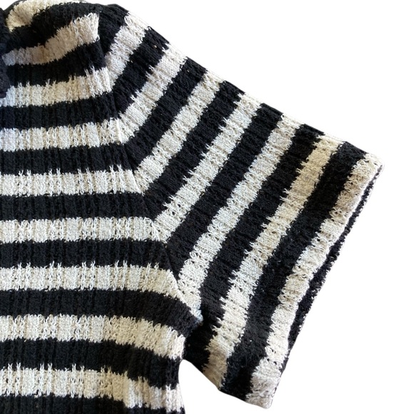 Madewell Crochet Knit Black and White Striped V Neck - Picture 5 of 7
